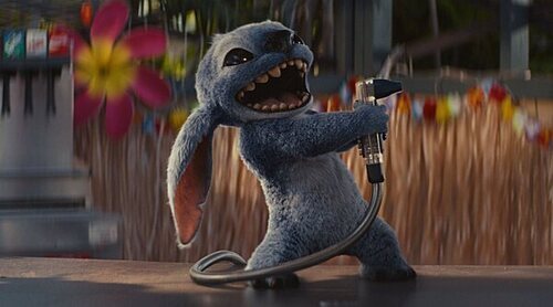 'Lilo y Stitch' sigue a lo suyo y logra más de la mitad de la recaudación de la taquilla española